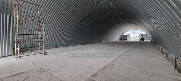 Не отапливаемый склад 1032м2