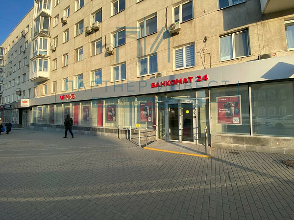 ПРОДАЕТСЯ ТОРГОВАЯ ПЛОЩАДЬ 805м