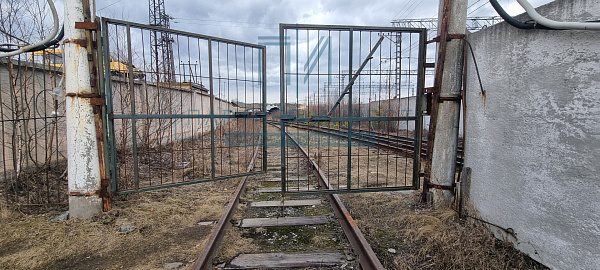 Сдам открытую площадку с ж.д.