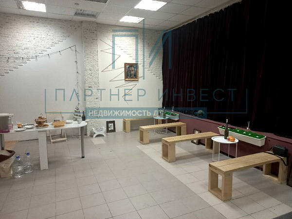 ПРОДАЕТСЯ МАГАЗИН 229 м.кв ПРОДАЕТСЯ МАГАЗИН 229 м.кв