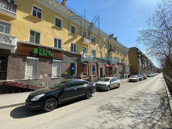 ПРОДАЕТСЯ МАГАЗИН 229 м.кв ПРОДАЕТСЯ МАГАЗИН 229 м.кв