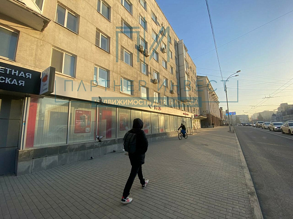 ПРОДАЕТСЯ ТОРГОВАЯ ПЛОЩАДЬ 805м